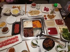 -海底捞火锅鲜切牛肉主题店(长寿路店)