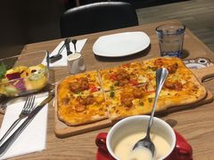 -必胜客(新中纬店)