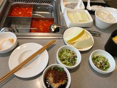 -海底捞火锅(宝龙广场夜宵主题店)