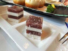 椰汁红豆糕-申粤轩酒楼·三十年粤菜经典(丁香花园店)