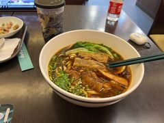 -康师傅私房牛肉面(申虹店)