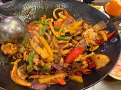 -富正毅三下锅·湘西韵味(天门山索道店)