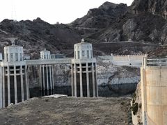 -胡佛水坝