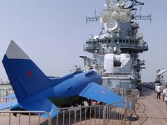 -泰达航母主题公园