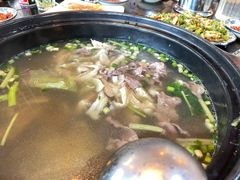 混烫汤锅-乐山食古香跷脚牛肉