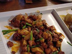 -隔壁老王·家常云南菜(花巷店)