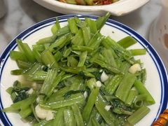 -小菜园新徽菜(宜兴八佰伴店)