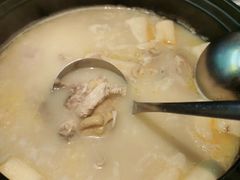 胡椒猪肚鸡-顺德公广东猪肚鸡·煲仔饭(白石洲店)