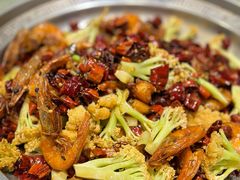 -海派美食·家宴海鲜青岛菜·石锅鲽鱼头(东方城店)
