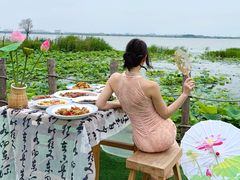 -七的湖·晚芳亭·阳澄湖农家菜·大闸蟹(莲花岛店)