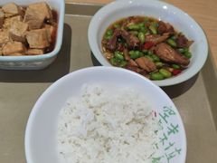 -老乡鸡(亚夏汽车城同创科技园店)