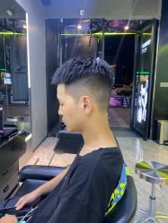 点击看大图 -不迫先生专业男士剪发