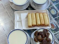 -周大娘牛乳(旧寨古村总店)