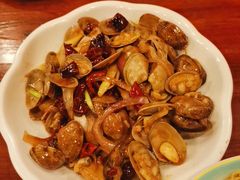 -郑东靓靓虾馆·金牌油焖大虾(天泽街店)
