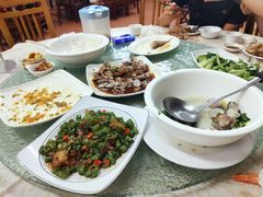 -鹏城人家海鲜酒家·23年老字号(较场尾店)