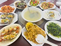 -岛中岛·海鲜大排档·万宁老字号(东澳店)