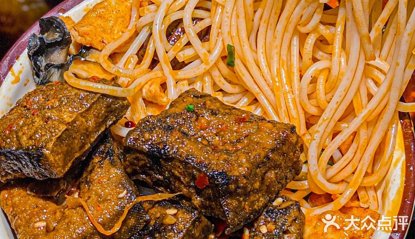 螺蛳粉火锅味儿太嘢‼️我真的愿意吃1000次