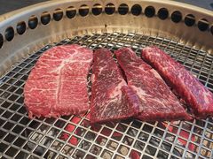 -铭牛烧肉·和牛海鲜自助(高新月牙湖店)