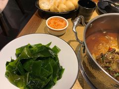 -左庭右院鲜牛肉火锅(金山万达店)