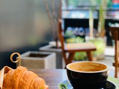 烟熏三文鱼三明治-野鸽子咖啡(航空路店)