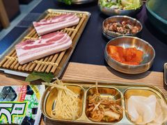 -金家炭火烤肉烤鳗鱼(环球中心店)