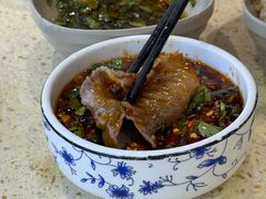 -九寨沟特色牦牛肉汤锅