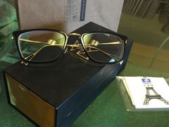 -茂昌眼镜(南京东路店)