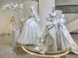 -禕·愫白婚纱商店