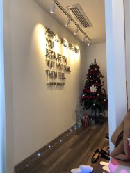 -V Beautique妆颜美学体验馆