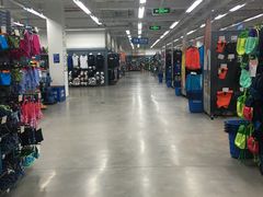 -迪卡侬(观山店)