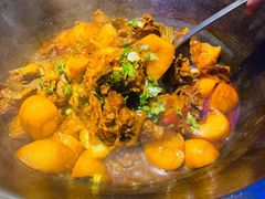 -山河屯铁锅炖(哈西站店)