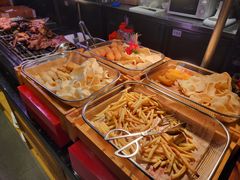 -领鲜活海鲜榴莲自助火锅(东门店)