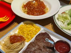 -菲滋意式餐厅(金华银泰城店)