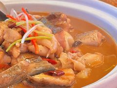 红烧鱼头拌饭-深巷家味馆.湖北头牌红烧鱼头拌饭(黄陂店)