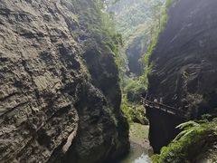 -龙水峡地缝景区