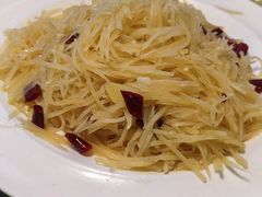 -雪湖煜辰鱼头老店(雪野湖店)