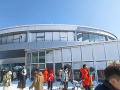 -浙东第一尖雪山欢乐谷