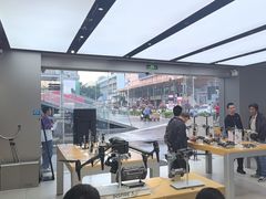 -DJI大疆(深圳华强北曼哈授权体验店)