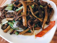 茶树菇炒牛肉-新城餐厅(吉祥北街店)