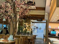 -蜜桃餐厅·伴山(湖滨商业街店)