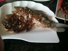 -郑贵初烧烤·烤凤爪的发明者(王家湾店)