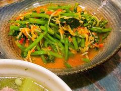 酸笋炒空心菜-浩海火燒雲傣家菜(静安芮欧店)