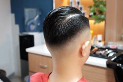 -CUTMAN男士理发