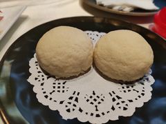 脆皮流沙包-皇朝会.经典传统粤菜(外滩店)