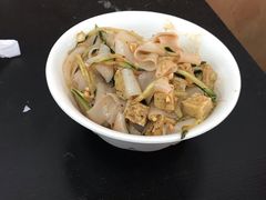 -孖妹上肉饺子馆