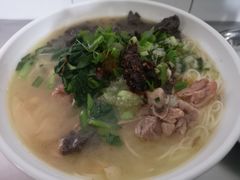 -文山荷鲜居(翠湖店)