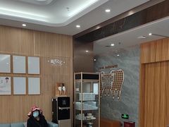 -上海仁爱医院口腔科 · 种植