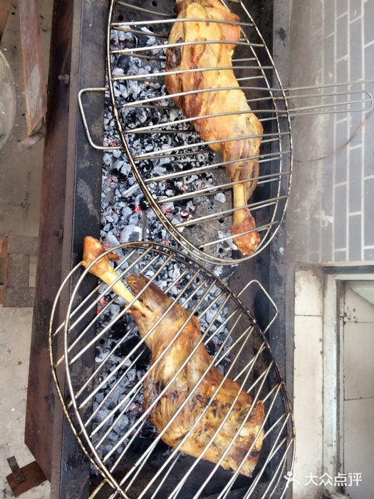 迎燕阁烤羊腿(二环南路店)iphone_upload_pic图片
