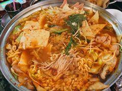 部队火锅-富乐满韩国正宗炸鸡韩国料理(虹泉路店)