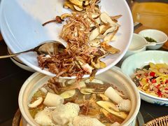 -黔蘑菇四季餐厅(观山湖店)